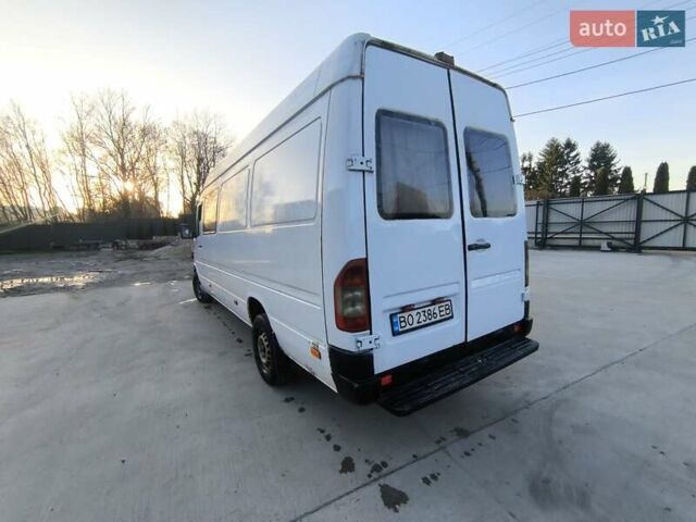 Белый Мерседес Sprinter, объемом двигателя 2.7 л и пробегом 183 тыс. км за 9200 $, фото 4 на Automoto.ua