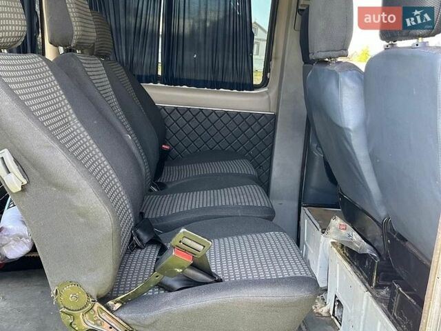 Белый Мерседес Sprinter, объемом двигателя 2.15 л и пробегом 460 тыс. км за 6200 $, фото 10 на Automoto.ua