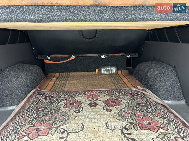 Белый Мерседес Sprinter, объемом двигателя 2.69 л и пробегом 488 тыс. км за 12500 $, фото 18 на Automoto.ua