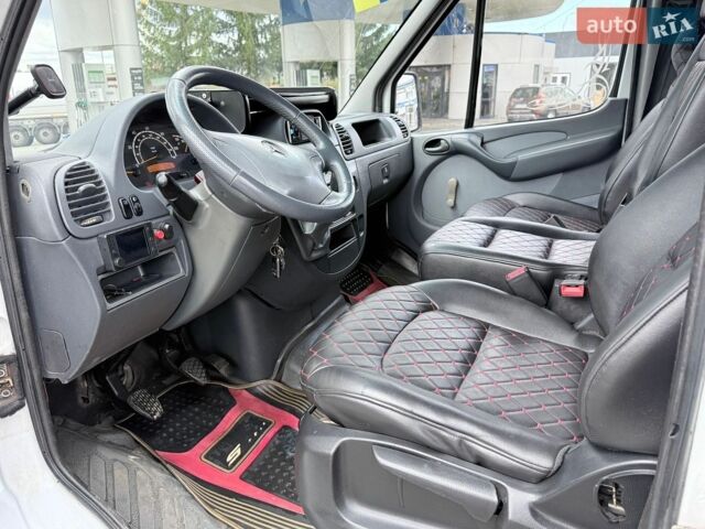 Білий Мерседес Sprinter, об'ємом двигуна 2.15 л та пробігом 320 тис. км за 7999 $, фото 13 на Automoto.ua