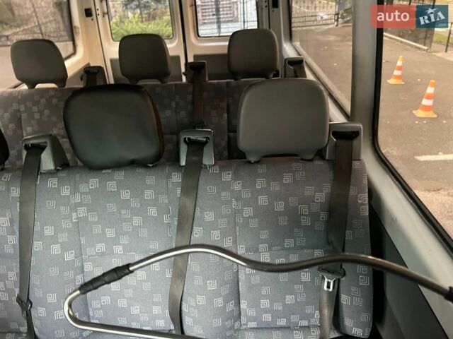 Білий Мерседес Sprinter, об'ємом двигуна 2.15 л та пробігом 392 тис. км за 9999 $, фото 10 на Automoto.ua
