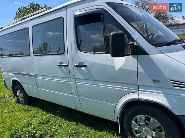 Белый Мерседес Sprinter, объемом двигателя 2.15 л и пробегом 460 тыс. км за 6200 $, фото 1 на Automoto.ua