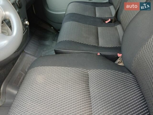 Белый Мерседес Sprinter, объемом двигателя 2.2 л и пробегом 731 тыс. км за 7400 $, фото 14 на Automoto.ua