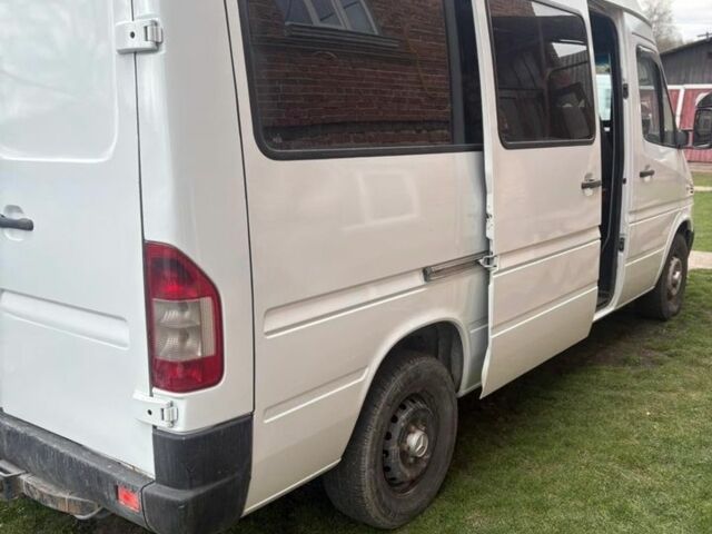 Белый Мерседес Sprinter, объемом двигателя 2.15 л и пробегом 360 тыс. км за 8100 $, фото 9 на Automoto.ua