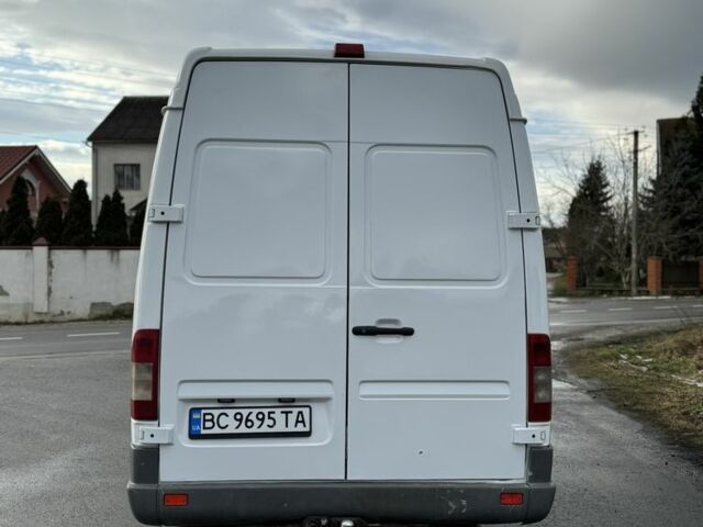 Білий Мерседес Sprinter, об'ємом двигуна 2.1 л та пробігом 574 тис. км за 11200 $, фото 5 на Automoto.ua
