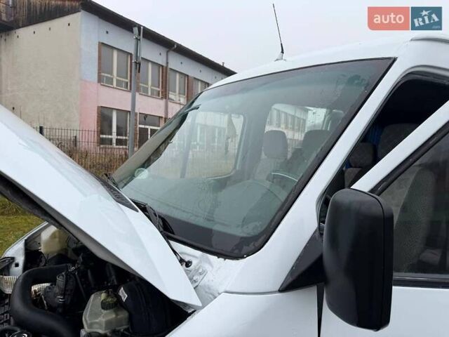 Белый Мерседес Sprinter, объемом двигателя 2.15 л и пробегом 509 тыс. км за 5900 $, фото 5 на Automoto.ua