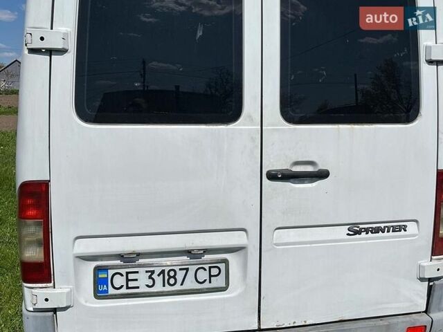 Белый Мерседес Sprinter, объемом двигателя 2.15 л и пробегом 460 тыс. км за 6200 $, фото 3 на Automoto.ua