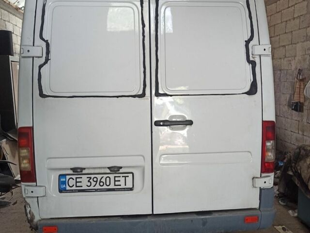 Белый Мерседес Sprinter, объемом двигателя 2.69 л и пробегом 360 тыс. км за 5300 $, фото 3 на Automoto.ua
