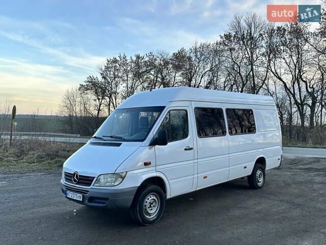 Білий Мерседес Sprinter, об'ємом двигуна 2.69 л та пробігом 570 тис. км за 9700 $, фото 26 на Automoto.ua