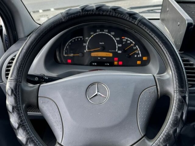Білий Мерседес Sprinter, об'ємом двигуна 2.1 л та пробігом 574 тис. км за 11200 $, фото 10 на Automoto.ua
