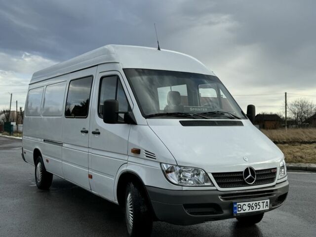 Білий Мерседес Sprinter, об'ємом двигуна 2.1 л та пробігом 574 тис. км за 11200 $, фото 3 на Automoto.ua