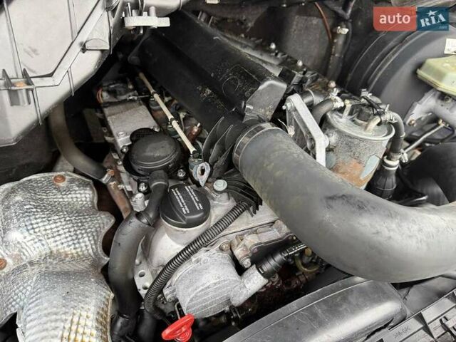 Белый Мерседес Sprinter, объемом двигателя 2.15 л и пробегом 509 тыс. км за 5900 $, фото 6 на Automoto.ua