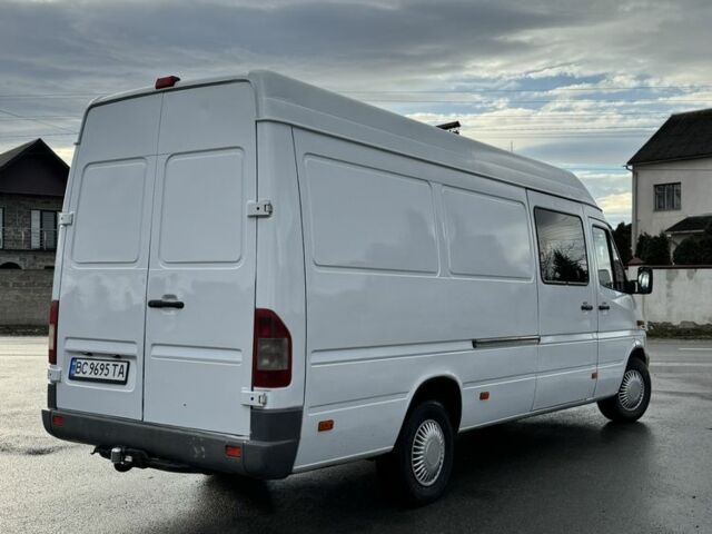 Білий Мерседес Sprinter, об'ємом двигуна 2.1 л та пробігом 574 тис. км за 11200 $, фото 4 на Automoto.ua