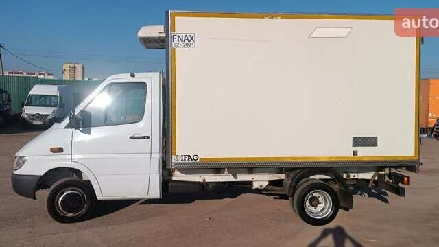 Белый Мерседес Sprinter, объемом двигателя 2.7 л и пробегом 379 тыс. км за 15800 $, фото 12 на Automoto.ua