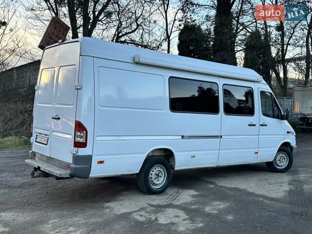 Білий Мерседес Sprinter, об'ємом двигуна 2.69 л та пробігом 570 тис. км за 9700 $, фото 42 на Automoto.ua