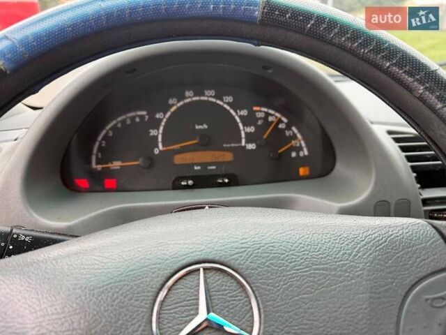 Белый Мерседес Sprinter, объемом двигателя 2.15 л и пробегом 509 тыс. км за 5900 $, фото 2 на Automoto.ua