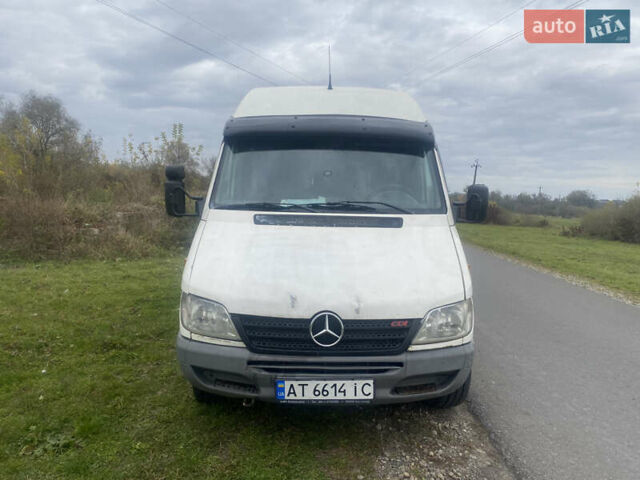 Білий Мерседес Sprinter, об'ємом двигуна 2.69 л та пробігом 750 тис. км за 7500 $, фото 4 на Automoto.ua