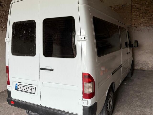 Белый Мерседес Sprinter, объемом двигателя 2.15 л и пробегом 340 тыс. км за 8700 $, фото 13 на Automoto.ua
