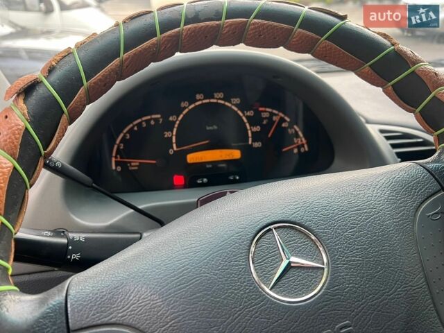Білий Мерседес Sprinter, об'ємом двигуна 2.15 л та пробігом 392 тис. км за 9999 $, фото 6 на Automoto.ua