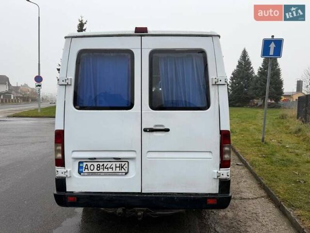 Белый Мерседес Sprinter, объемом двигателя 2.15 л и пробегом 509 тыс. км за 5900 $, фото 1 на Automoto.ua