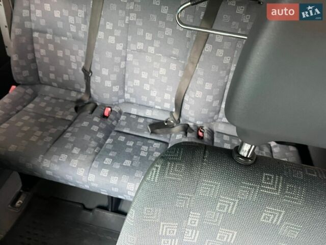 Білий Мерседес Sprinter, об'ємом двигуна 2.15 л та пробігом 392 тис. км за 9999 $, фото 9 на Automoto.ua