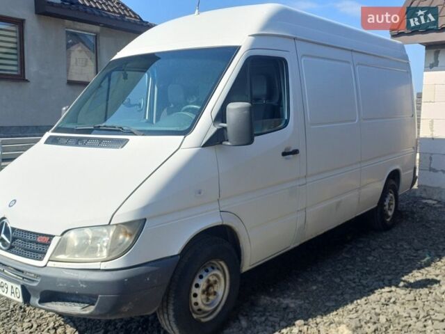 Белый Мерседес Sprinter, объемом двигателя 2.2 л и пробегом 731 тыс. км за 7400 $, фото 6 на Automoto.ua