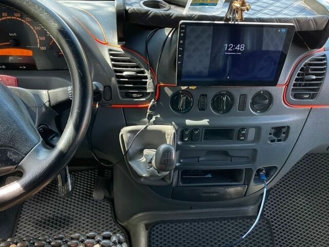 Белый Мерседес Sprinter, объемом двигателя 2.69 л и пробегом 170 тыс. км за 7750 $, фото 8 на Automoto.ua