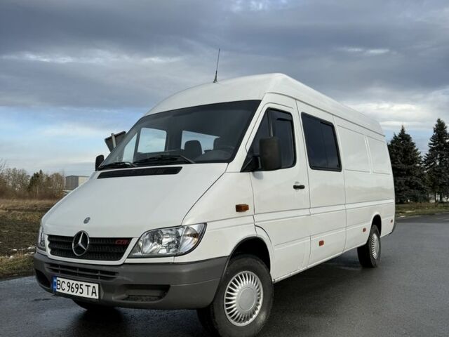 Білий Мерседес Sprinter, об'ємом двигуна 2.1 л та пробігом 574 тис. км за 11200 $, фото 1 на Automoto.ua