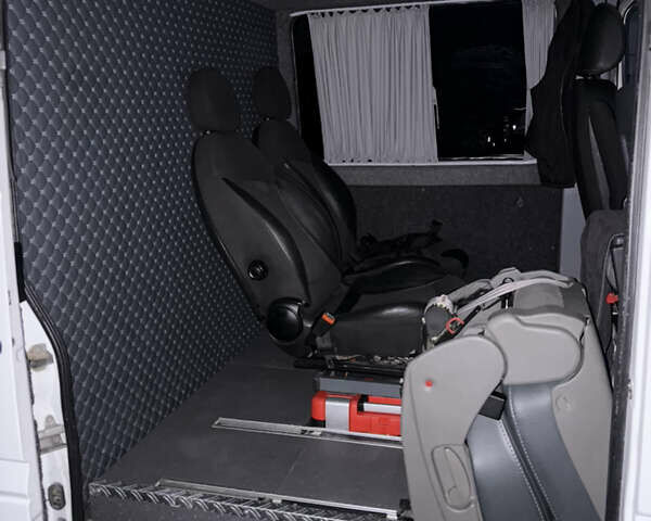 Білий Мерседес Sprinter, об'ємом двигуна 2.69 л та пробігом 999 тис. км за 9500 $, фото 9 на Automoto.ua