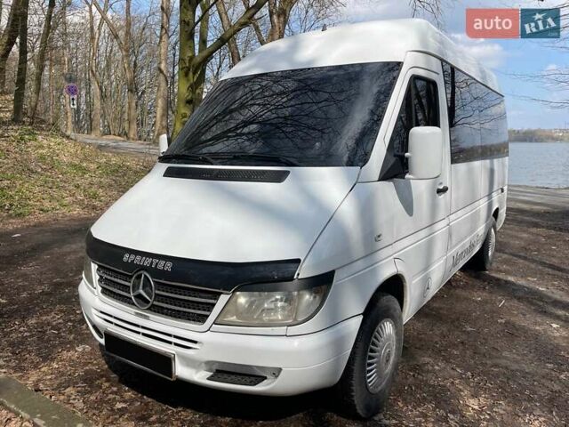 Белый Мерседес Sprinter, объемом двигателя 2.69 л и пробегом 768 тыс. км за 8700 $, фото 18 на Automoto.ua