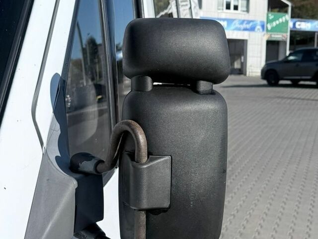 Білий Мерседес Sprinter, об'ємом двигуна 2.69 л та пробігом 510 тис. км за 8499 $, фото 4 на Automoto.ua