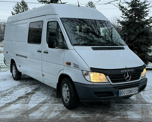 Білий Мерседес Sprinter, об'ємом двигуна 2.7 л та пробігом 999 тис. км за 10500 $, фото 2 на Automoto.ua