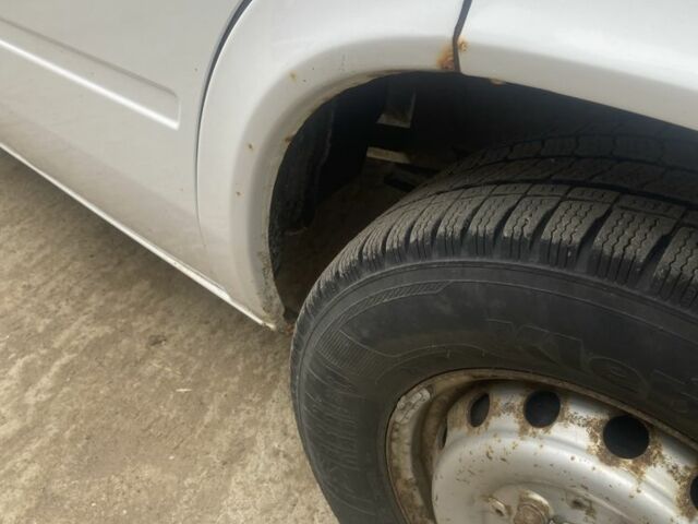 Белый Мерседес Sprinter, объемом двигателя 2.1 л и пробегом 200 тыс. км за 7000 $, фото 4 на Automoto.ua