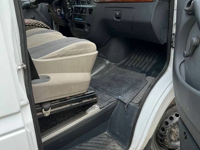 Білий Мерседес Sprinter, об'ємом двигуна 2.15 л та пробігом 250 тис. км за 6500 $, фото 10 на Automoto.ua