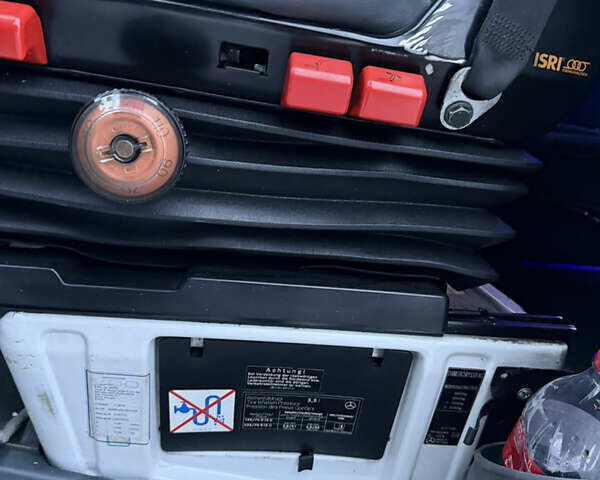 Білий Мерседес Sprinter, об'ємом двигуна 2.7 л та пробігом 999 тис. км за 10500 $, фото 11 на Automoto.ua