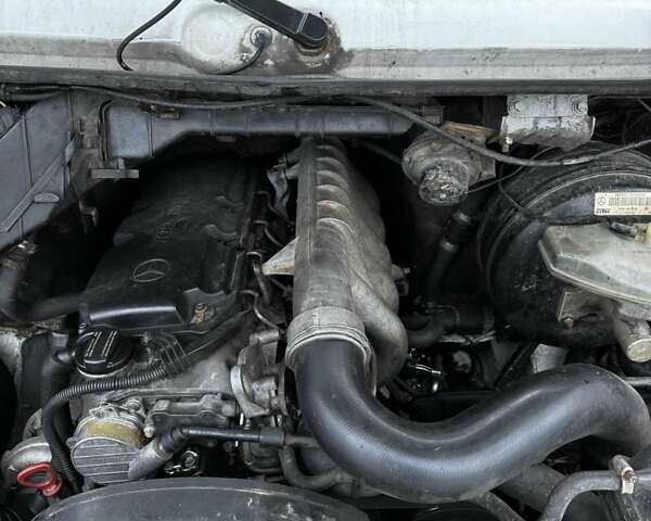 Білий Мерседес Sprinter, об'ємом двигуна 2.7 л та пробігом 898 тис. км за 6500 $, фото 6 на Automoto.ua