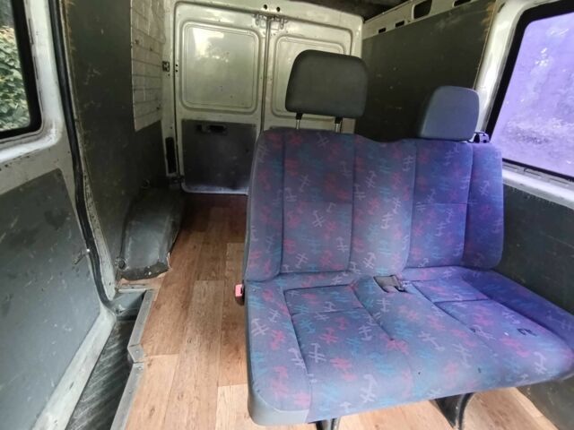 Белый Мерседес Sprinter, объемом двигателя 2.1 л и пробегом 555 тыс. км за 6500 $, фото 11 на Automoto.ua