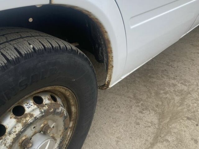 Белый Мерседес Sprinter, объемом двигателя 2.1 л и пробегом 200 тыс. км за 7000 $, фото 5 на Automoto.ua