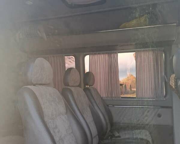Белый Мерседес Sprinter, объемом двигателя 2.69 л и пробегом 640 тыс. км за 12400 $, фото 8 на Automoto.ua