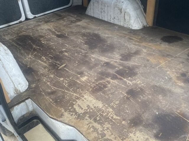 Белый Мерседес Sprinter, объемом двигателя 2.1 л и пробегом 200 тыс. км за 7000 $, фото 8 на Automoto.ua