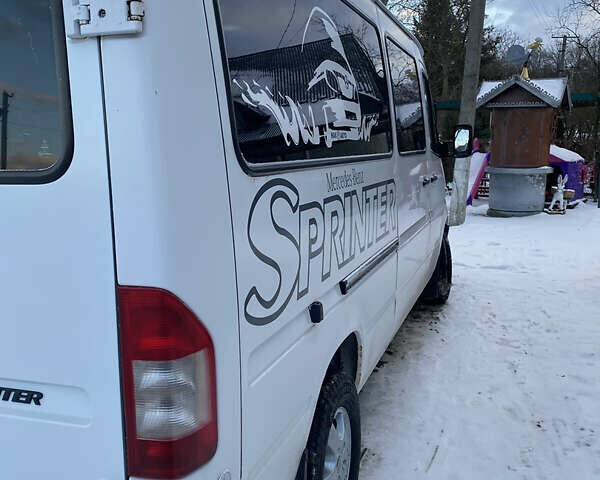 Білий Мерседес Sprinter, об'ємом двигуна 2.7 л та пробігом 750 тис. км за 7400 $, фото 2 на Automoto.ua