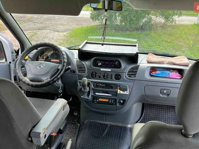 Белый Мерседес Sprinter, объемом двигателя 2.7 л и пробегом 490 тыс. км за 10500 $, фото 30 на Automoto.ua