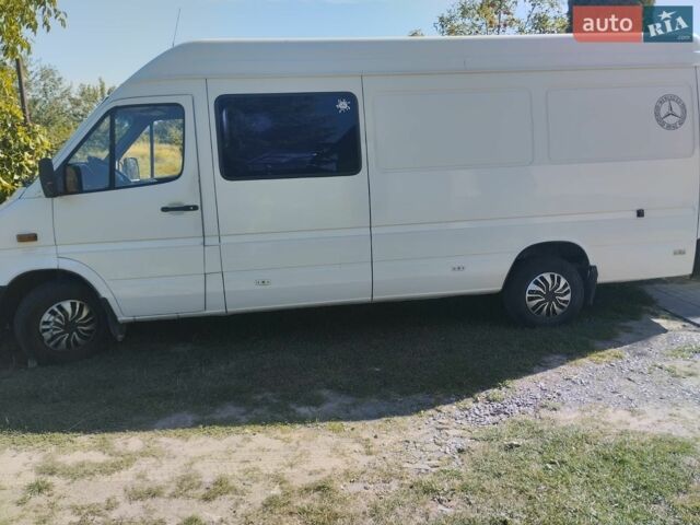 Білий Мерседес Sprinter, об'ємом двигуна 2.69 л та пробігом 500 тис. км за 8000 $, фото 7 на Automoto.ua