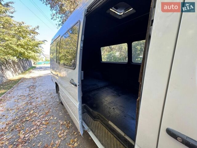 Білий Мерседес Sprinter, об'ємом двигуна 2.15 л та пробігом 500 тис. км за 7500 $, фото 11 на Automoto.ua