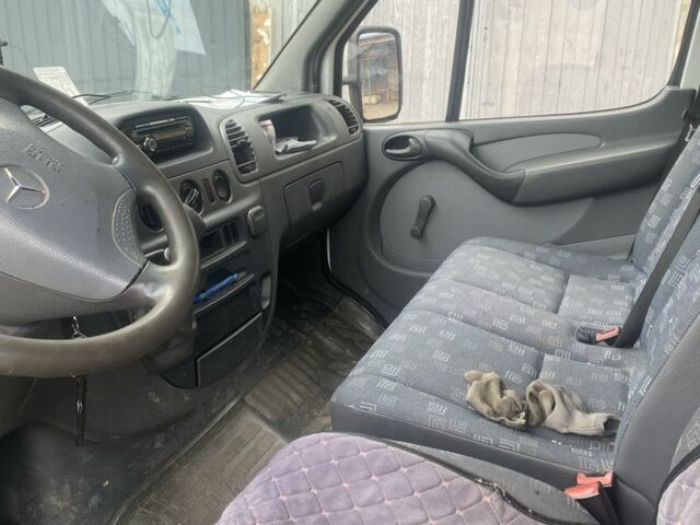 Белый Мерседес Sprinter, объемом двигателя 2.1 л и пробегом 200 тыс. км за 7000 $, фото 9 на Automoto.ua