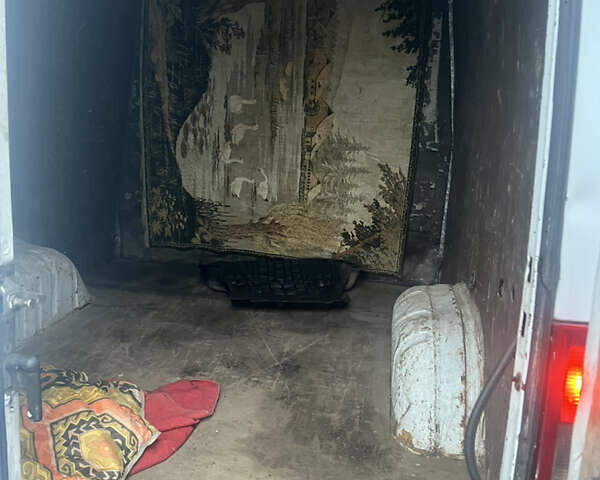 Білий Мерседес Sprinter, об'ємом двигуна 2.7 л та пробігом 316 тис. км за 6799 $, фото 32 на Automoto.ua