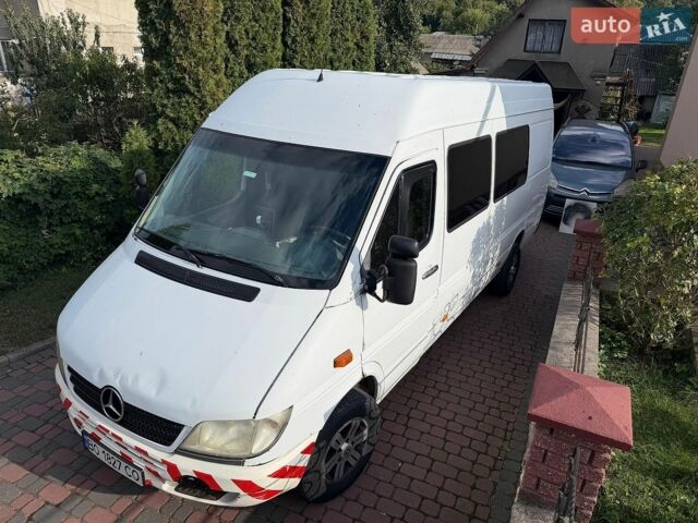Белый Мерседес Sprinter, объемом двигателя 2.7 л и пробегом 690 тыс. км за 9500 $, фото 10 на Automoto.ua