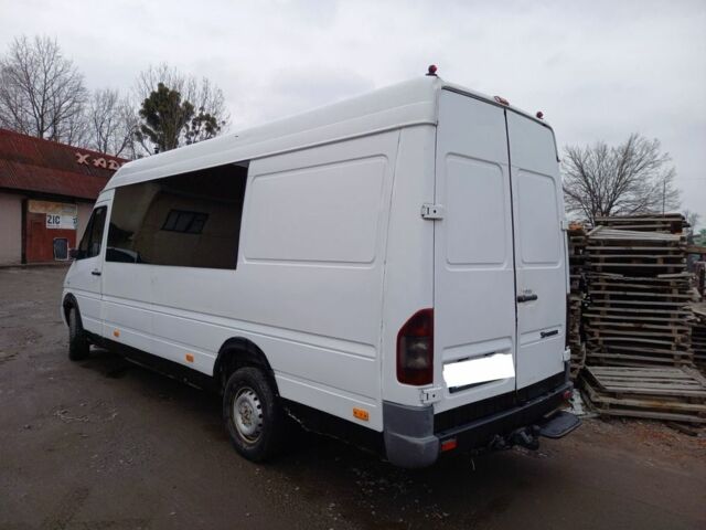Белый Мерседес Sprinter, объемом двигателя 2.2 л и пробегом 220 тыс. км за 5350 $, фото 5 на Automoto.ua