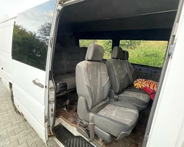 Білий Мерседес Sprinter, об'ємом двигуна 2.15 л та пробігом 333 тис. км за 7899 $, фото 10 на Automoto.ua