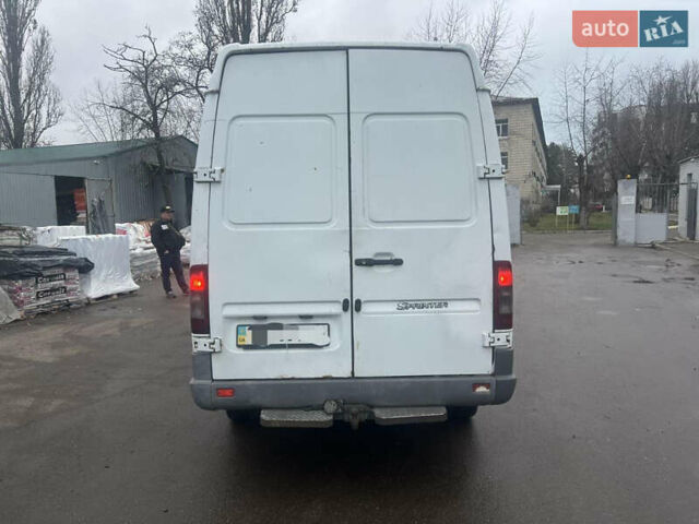 Білий Мерседес Sprinter, об'ємом двигуна 2.7 л та пробігом 316 тис. км за 6799 $, фото 8 на Automoto.ua